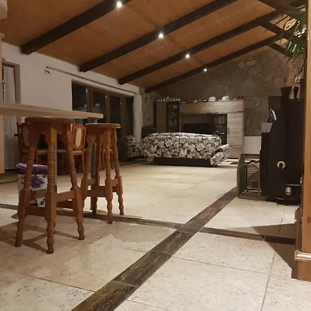 Old Stone וילה Obarok